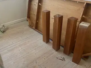Spisebord  