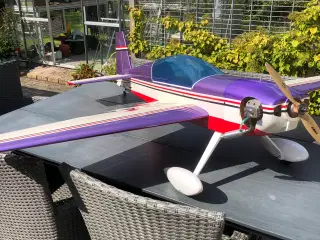 RC Modelfly extra 300 med Os120 6 servoer 