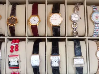 9 dameure fra England! Nye og lettere brugte!