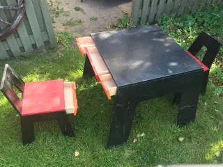 børnemøbler, bord og to stole, Collect