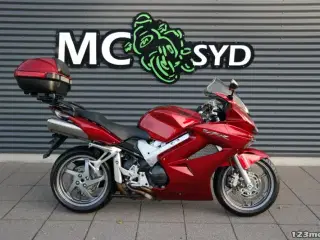 Honda VFR 800 F MC-SYD       BYTTER GERNE