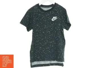 T-Shirt fra Nike (str. 146 cm)