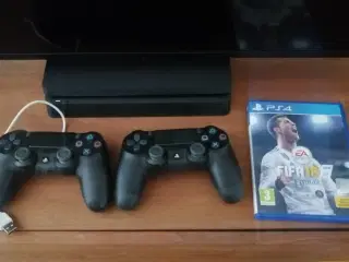 En næsten ny Playstation 4