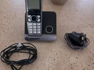 Trådløs Telefon Panasonic med store taster