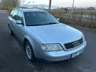 Audi A6 2.4 V6
