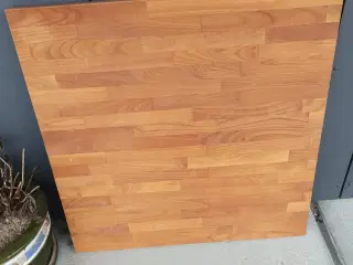 FLOT MASSIV TRÆ/BORD PLADE 83X83 X 2X5 CM BRED