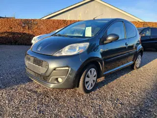 Peugeot 107  1,0  5 dørs