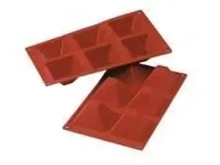 4 stk. Bageform pyamideforme 6 stk non-stik 1/3 GN