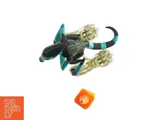 Ben 10 XLR8 Actionfigur af plastik med tilbehør (str. 10 cm)