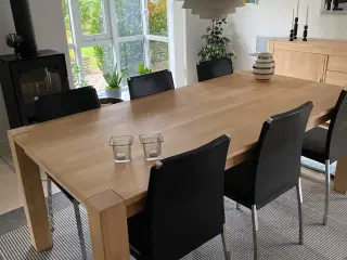 Spisebord, 6 læderstole, skænk i sæbeb. Bøg