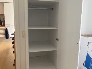 Opbevarinsskab