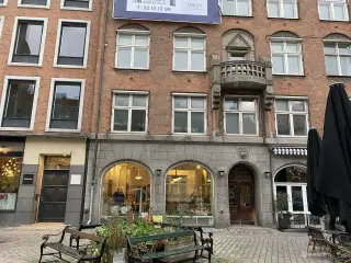 Butikslokale på Regnbuepladsen