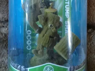 Skylanders Spyro's Adventure Flocked Stump Smash