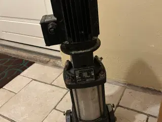 Grundfos vandpumpe