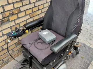 El kørestol, Jazzy 1103