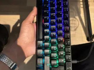 Gaming Tastatur, JLT Loop Kompakt, Mekanisk RGB 
