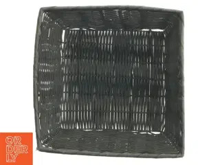 Flettet kurv (str. 30 x 30 cm)