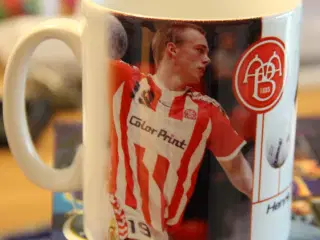 AAB-krus sælges.