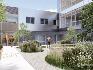 Attraktivt kontor med lager- og produktionsfaciliteter