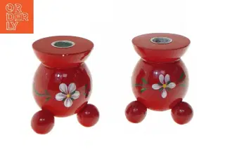 Rødt sæt lysestager (str. 10 cm)