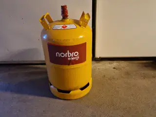 Gasflasker med gas 11 kg.