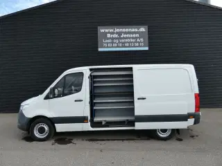 Mercedes-Benz Sprinter 316 2,1 CDI A2 H2 RWD 163HK Van 6g