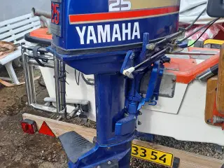 Påhængsmotor yamaha 25hp men elstart