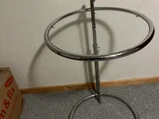 Sidebord i glas og metal