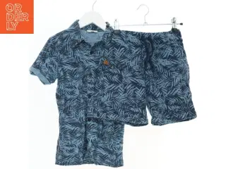 Skjorte og shorts sæt med bladmønster fra Pomp de Lux (str. 140)