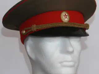 Sovjetisk officerskasket, M69.
