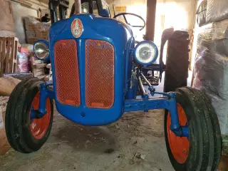 Ford dexta diesel