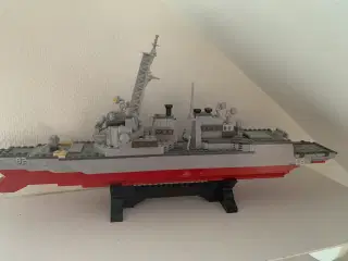 Militær model skip 