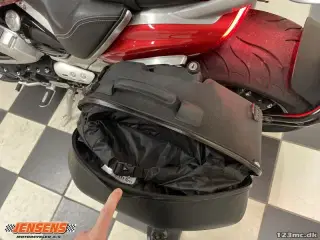 Triumph Rocket 3 R