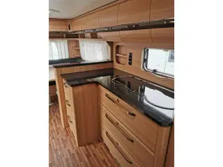 2016 - LMC Musica 570 D