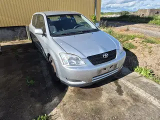 Toyota Corolla 1,6 H/B