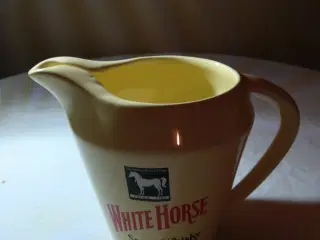 Whiskykande White Horsens fra WADE. 