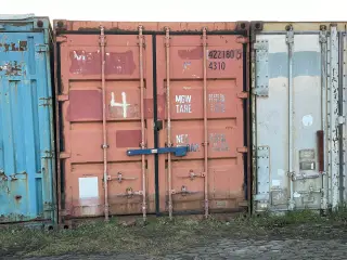 40 Fods container