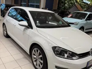 VW Golf VII 2,0 TDi 150 Highline DSG BMT