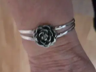 Sterling sølv armbånd med oxideret  rose