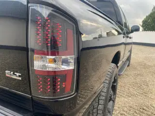 DODGE RAM 5,7 L V8 HEMI