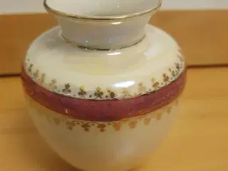 Gammel vase