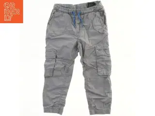 Børne cargo bukser fra H&M (str. 104)