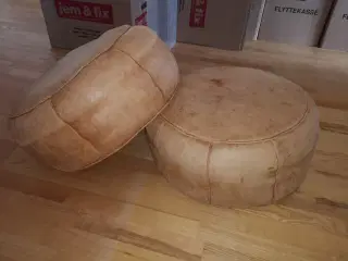 Puf i læder
