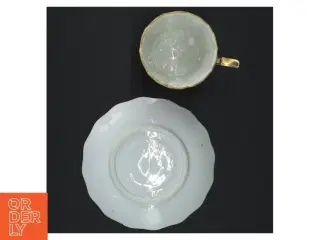 Mokkakop med underkop (str. Diameter, 12 cm kop 7 x 6,5 cm)