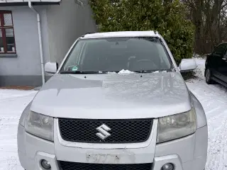 Billig Suzuki Vitara 1,9 L diesel VAN 