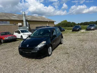 RENAULT CLIO ÅRG 12