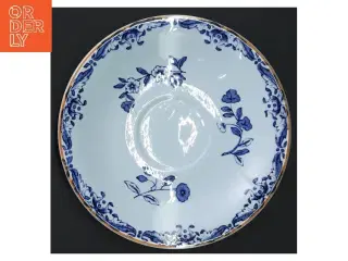 Porcelænstallerken med blåt mønster (str. Ø 15 cm)