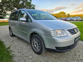 VW Touran 1,6 FSi Trendline 7prs