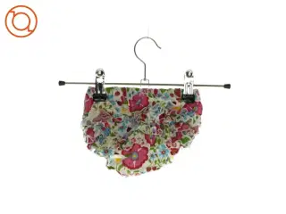 Badebukser fra H&M (str. 68)