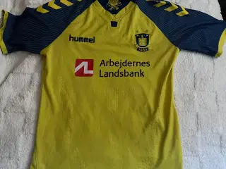 Brøndby trøje med navn på ryggen. 